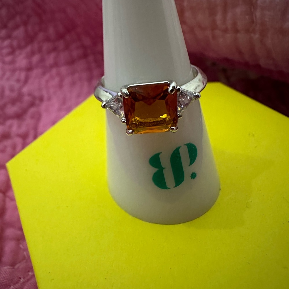 Topaz ring size 7 new
